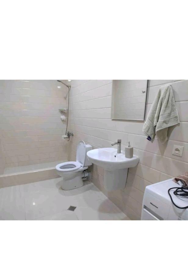 Geo Kutaisi Appartement Buitenkant foto