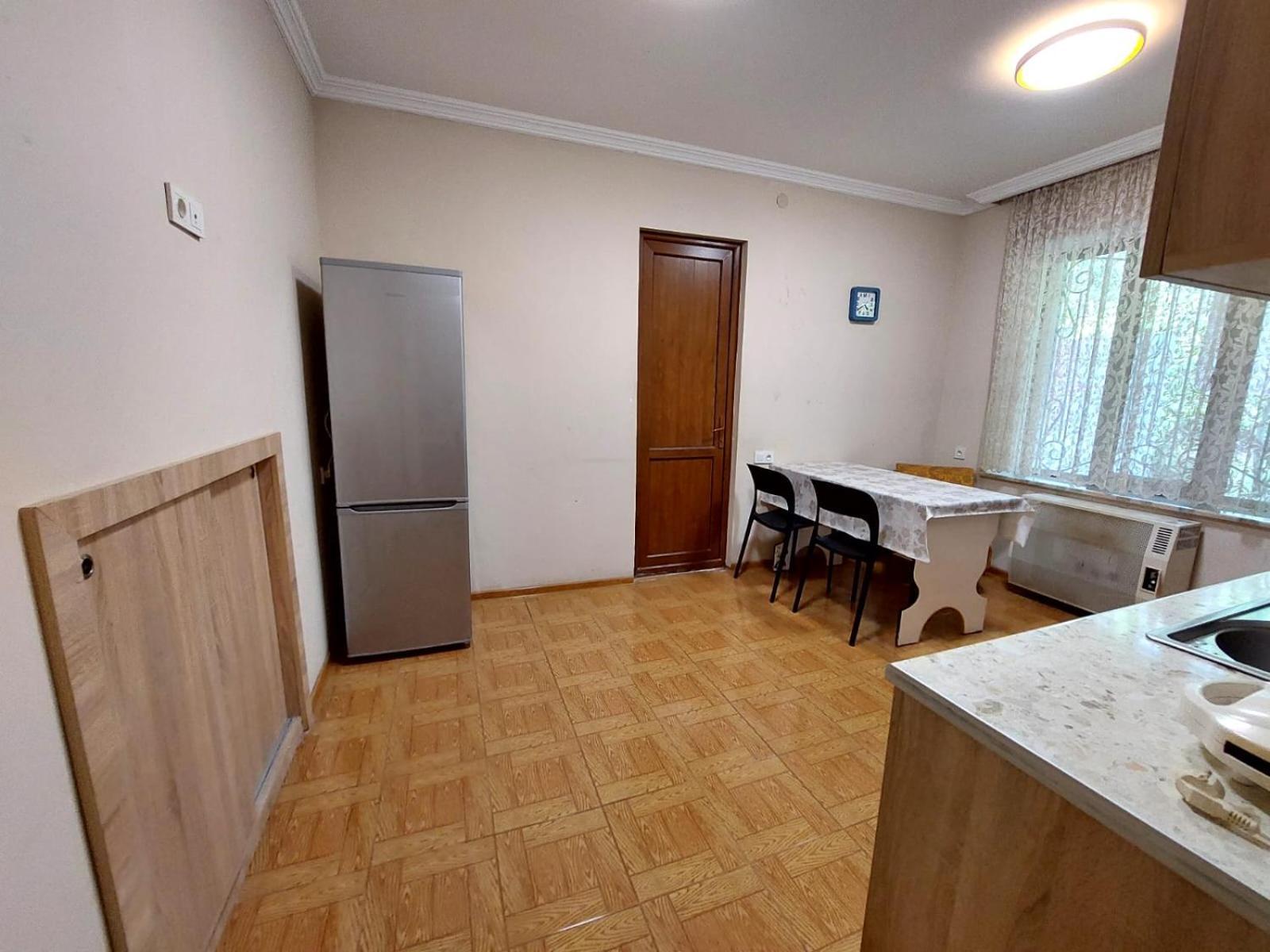 Geo Kutaisi Appartement Buitenkant foto