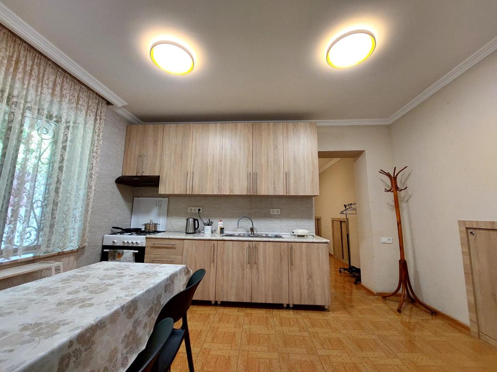 Geo Kutaisi Appartement Buitenkant foto